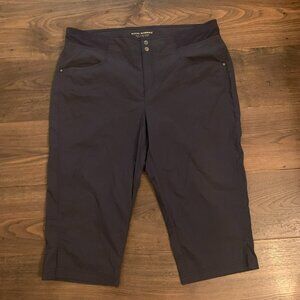 Royal Robbins Women's Bermuda Size 16